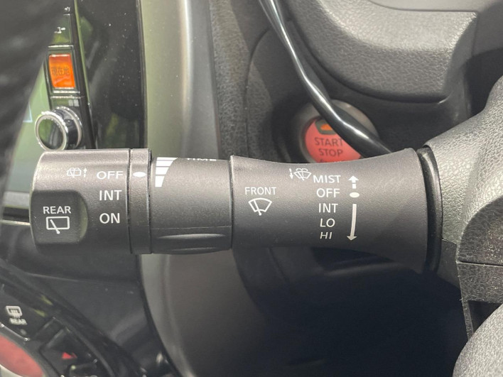 2013 Nissan Note DBA-E12 (UW-69f95e0c9af8f)[19]