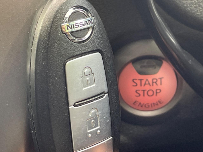 2013 Nissan Note DBA-E12 (UW-69f95e0c9af8f)[10]
