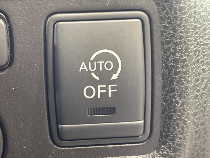 2013 Nissan Note DBA-E12 (UW-69f95e0c9af8f)[22]