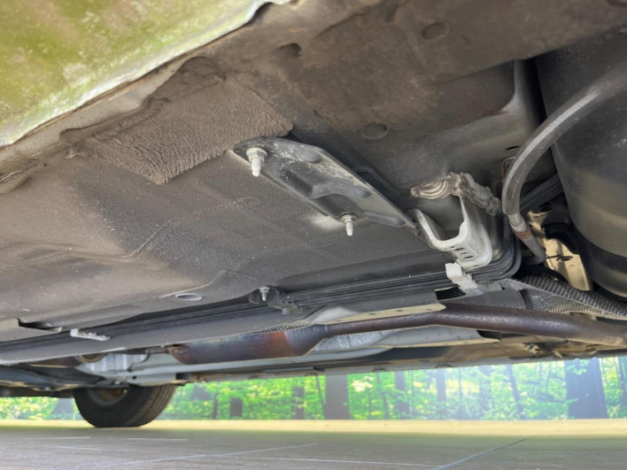 2015 Nissan Note DBA-E12 (UW-69f95e0dde6cf)[25]