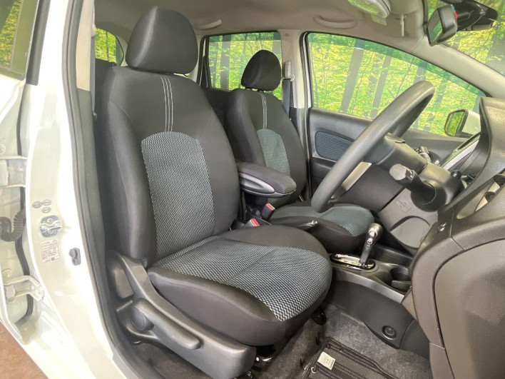 2015 Nissan Note DBA-E12 (UW-69f95e0dde6cf)[21]