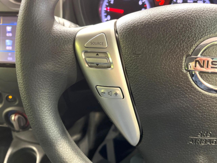 2015 Nissan Note DBA-E12 (UW-69f95e0e45272)[15]