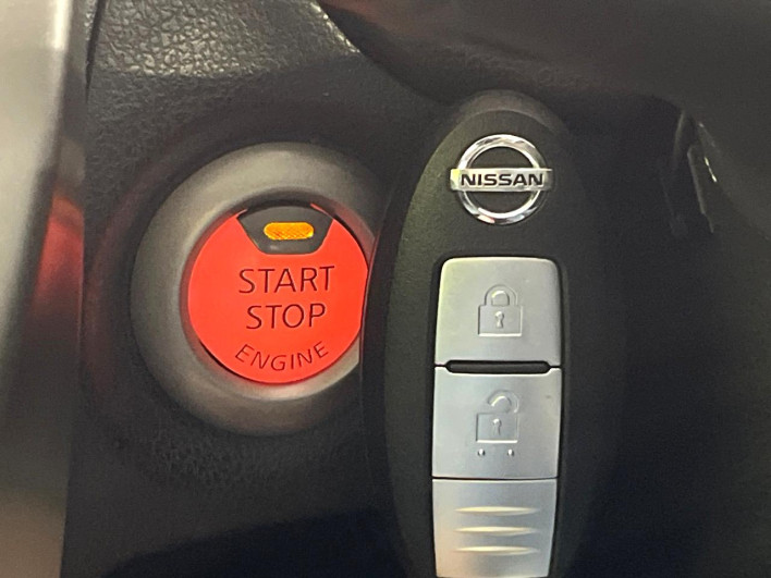 2015 Nissan Note DBA-E12 (UW-69f95e0e45272)[8]