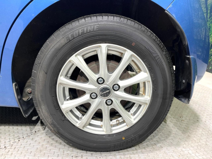 2015 Nissan Note DBA-E12 (UW-69f95e0e45272)[25]