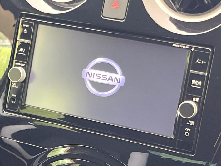 2017 Nissan Note DBA-E12 (UW-69f95e0f021e0)[24]