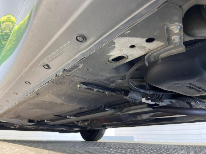 2018 Nissan Note DBA-E12 (UW-69f95e0f15674)[9]