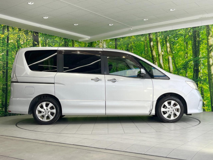 2012 Nissan Serena DBA-FC26 (UW-69f95e11bd411)[9]