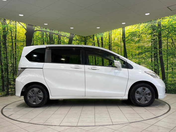 2013 Honda Freed DBA-GB3 (UW-69f95e175348f)[14]