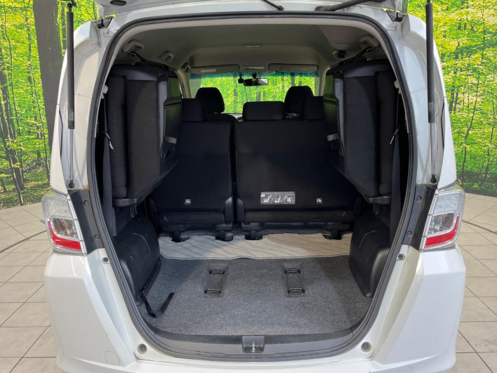2013 Honda Freed DBA-GB3 (UW-69f95e175348f)[27]