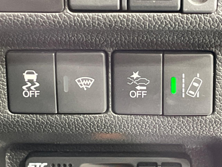 2020 Honda Freed hybrid 6AA-GB7 (UW-69f95e19914a6)[6]
