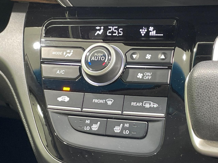 2020 Honda Freed hybrid 6AA-GB7 (UW-69f95e19914a6)[16]