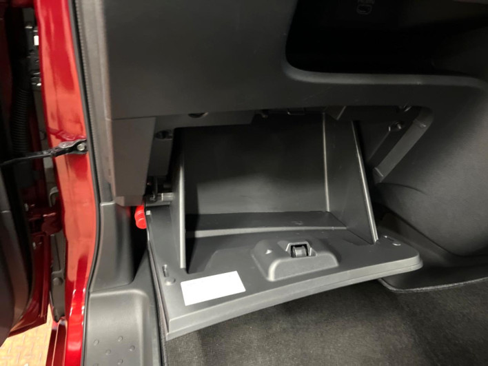 2023 Nissan Serena 6AA-GFC28 (UW-69f95e210f215)[4]
