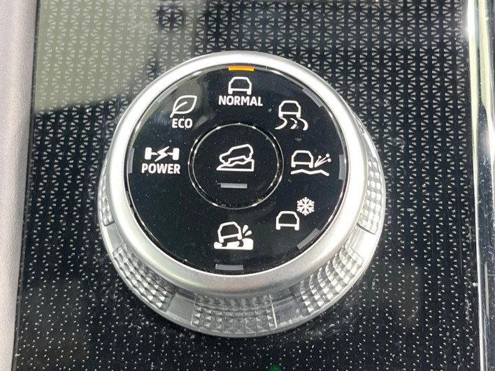 2023 Mitsubishi OUTLANDER PHEV 5LA-GN0W (UW-69f95e248cc3d)[10]