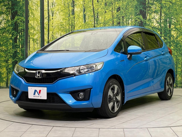 2015 Honda Fit Hybrid DAA-GP5 (UW-69f95e24ad575)[13]