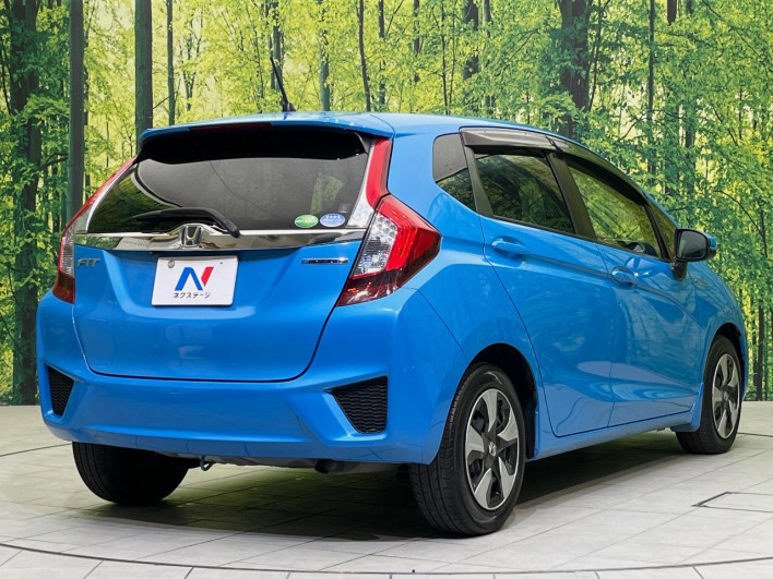 2015 Honda Fit Hybrid DAA-GP5 (UW-69f95e24ad575)[9]