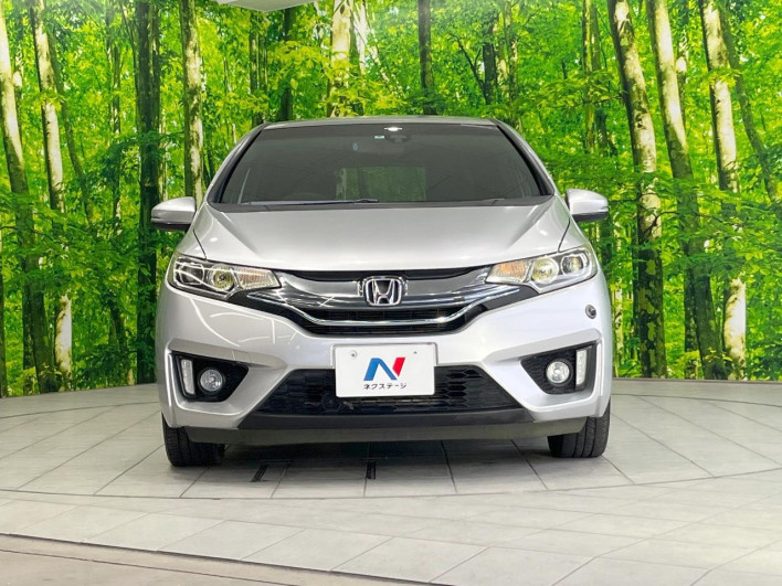 2014 Honda Fit Hybrid DAA-GP5 (UW-69f95e250a6b2)[10]
