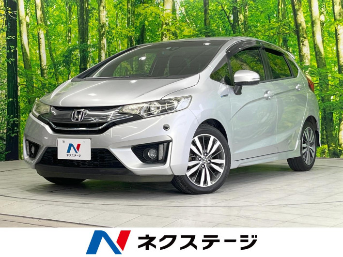 2014 Honda Fit Hybrid DAA-GP5 (UW-69f95e250a6b2)[3]