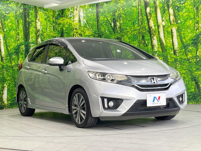 2014 Honda Fit Hybrid DAA-GP5 (UW-69f95e250a6b2)[9]