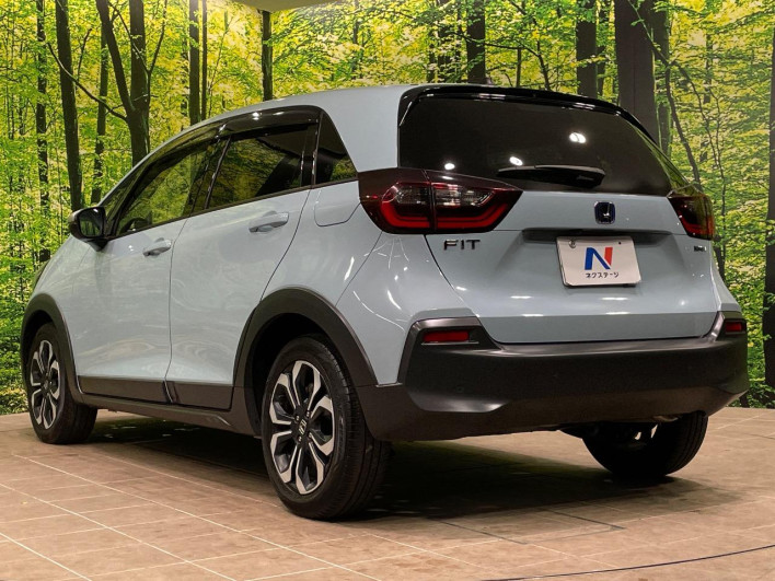 2020 Honda Fit 6AA-GR6 (UW-69f95e27bdfa2)[18]