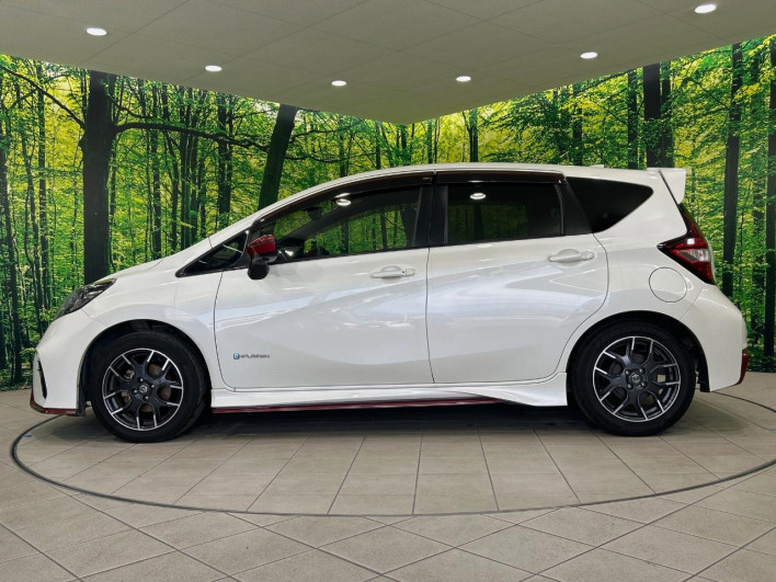 2020 Nissan Note DAA-HE12 (UW-69f95e322bd0e)[14]