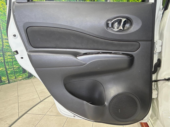 2020 Nissan Note DAA-HE12 (UW-69f95e322bd0e)[28]