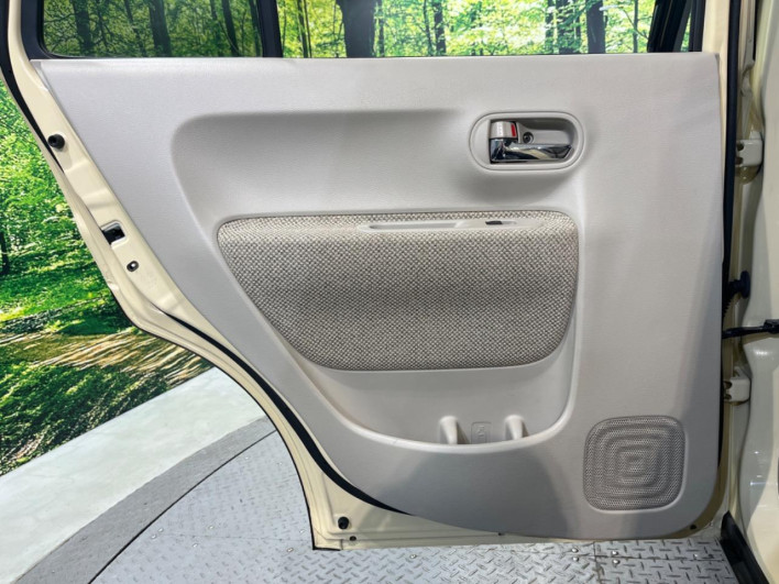 2017 Suzuki ALTO Lapin DBA-HE33S (UW-69f95e351dec6)[18]