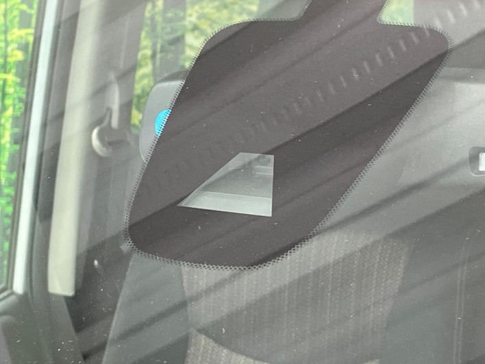 2014 Nissan Serena DAA-HFC26 (UW-69f95e370c1c0)[9]