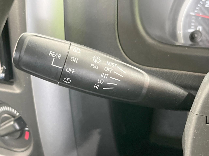 2015 Suzuki Jimny ABA-JB23W (UW-69f95e3c66741)[27]
