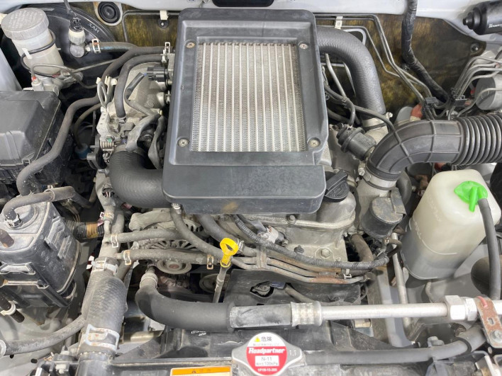 2015 Suzuki Jimny ABA-JB23W (UW-69f95e3c66741)[12]