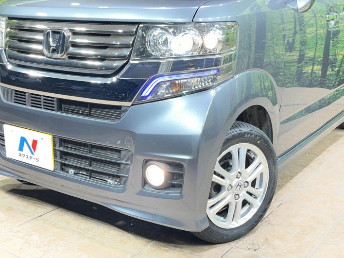 2012 Honda N-BOX CUSTOM DBA-JF1 (UW-69f95e3f2d9d1)[13]