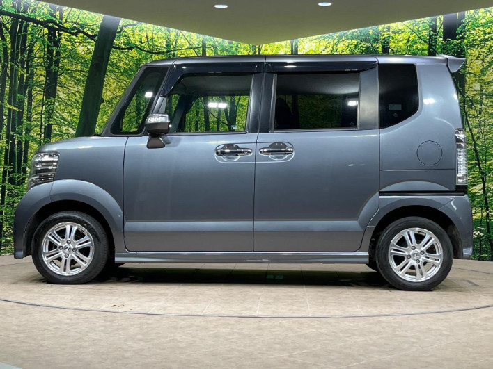 2012 Honda N-BOX CUSTOM DBA-JF1 (UW-69f95e3f2d9d1)[12]