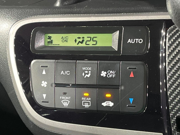 2013 Honda N-BOX DBA-JF1 (UW-69f95e3fa65fb)[15]
