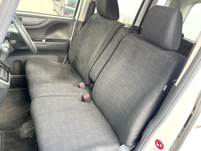 2015 Honda N-BOX DBA-JF1 (UW-69f95e41a17b9)[24]