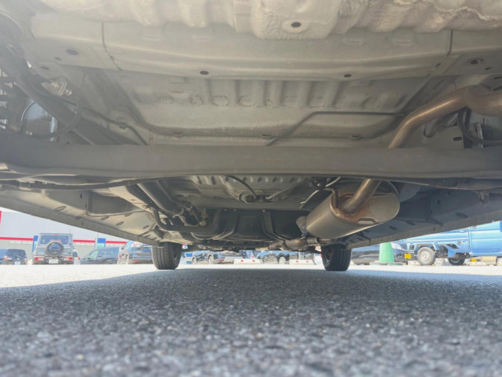 2016 Honda N-BOX DBA-JF1 (UW-69f95e41e26fe)[12]