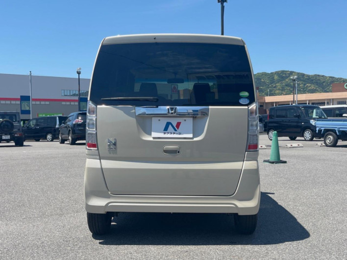 2016 Honda N-BOX DBA-JF1 (UW-69f95e41e26fe)[11]