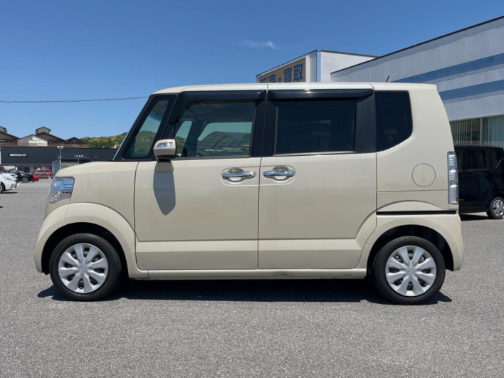2016 Honda N-BOX DBA-JF1 (UW-69f95e41e26fe)[7]