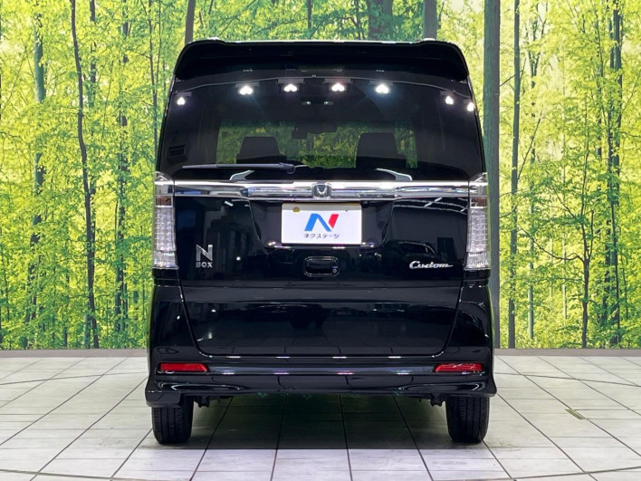 2017 Honda N-BOX CUSTOM DBA-JF1 (UW-69f95e421680b)[8]