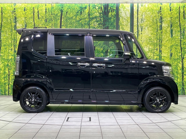 2017 Honda N-BOX CUSTOM DBA-JF1 (UW-69f95e421680b)[10]