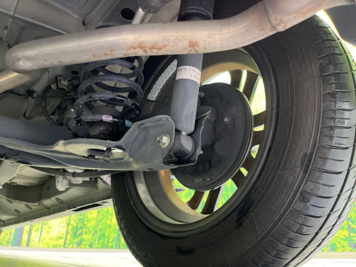 2017 Honda N-BOX CUSTOM DBA-JF1 (UW-69f95e421680b)[27]