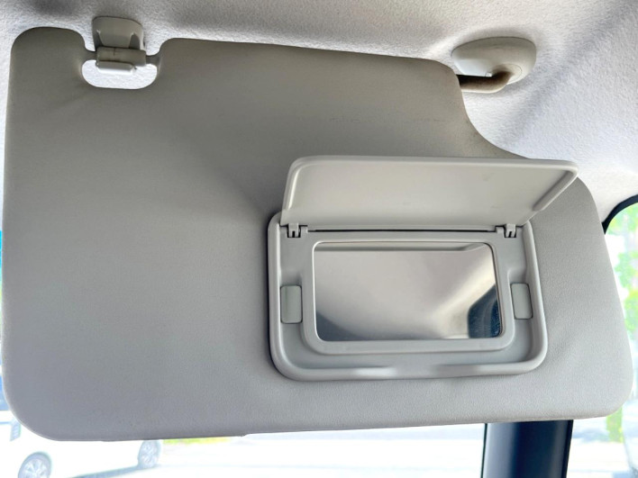 2013 Honda N-BOX CUSTOM DBA-JF1 (UW-69f95e424d2b0)[29]