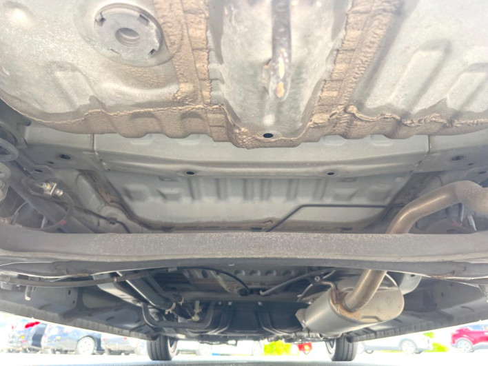 2013 Honda N-BOX CUSTOM DBA-JF1 (UW-69f95e424d2b0)[9]