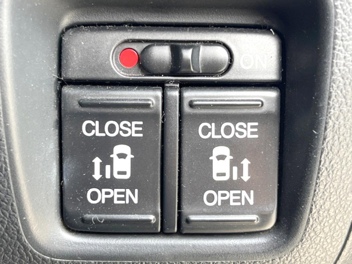 2013 Honda N-BOX CUSTOM DBA-JF1 (UW-69f95e424d2b0)[14]
