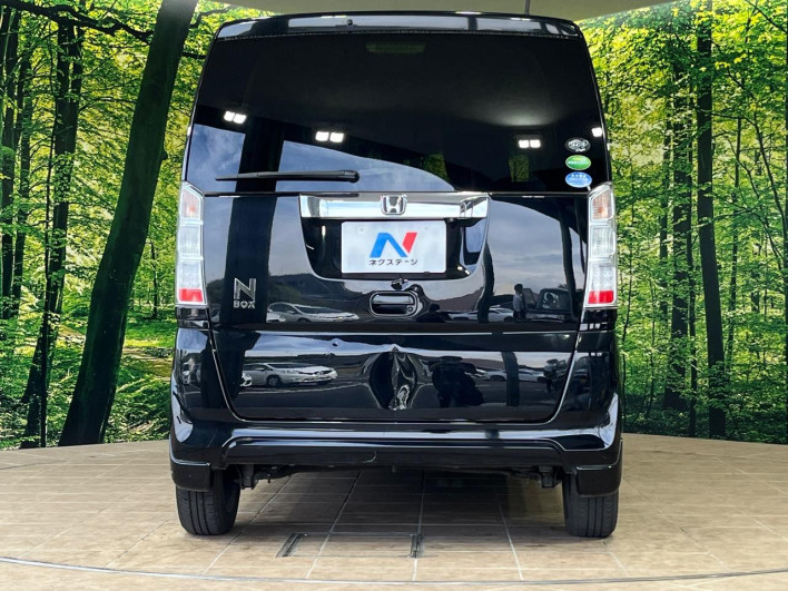2016 Honda N-BOX DBA-JF1 (UW-69f95e444b57d)[10]
