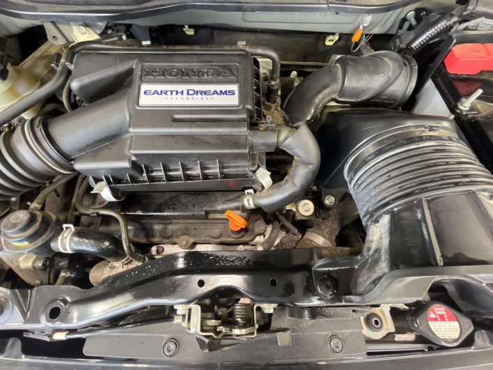 2016 Honda N-BOX DBA-JF1 (UW-69f95e444b57d)[4]