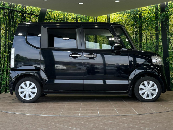 2016 Honda N-BOX DBA-JF1 (UW-69f95e444b57d)[8]