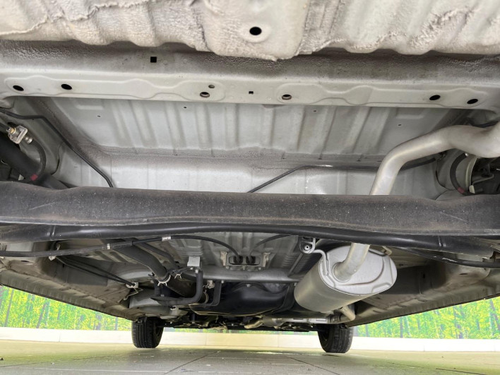 2017 Honda N-BOX DBA-JF3 (UW-69f95e44a80a6)[15]