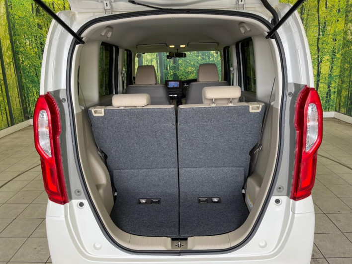 2017 Honda N-BOX DBA-JF3 (UW-69f95e44a80a6)[17]