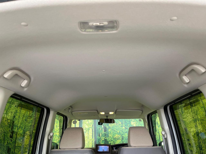 2017 Honda N-BOX DBA-JF3 (UW-69f95e44a80a6)[18]