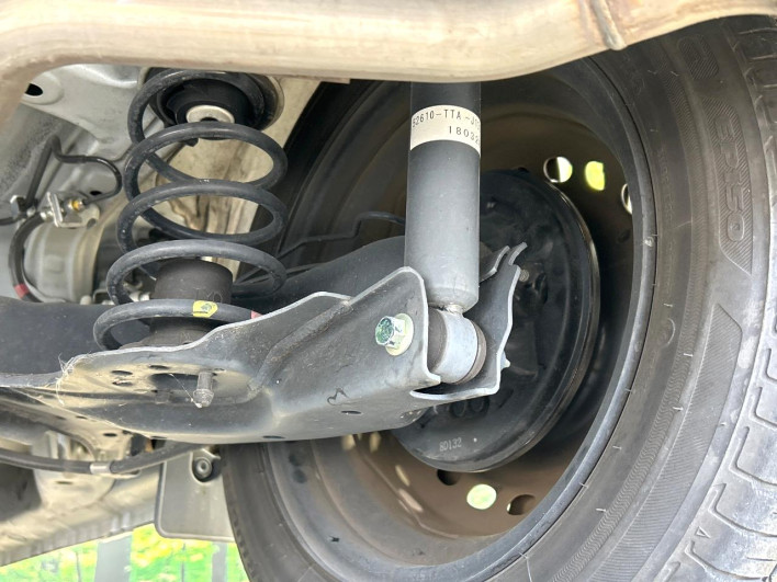 2018 Honda N-BOX DBA-JF3 (UW-69f95e44dc3ca)[24]