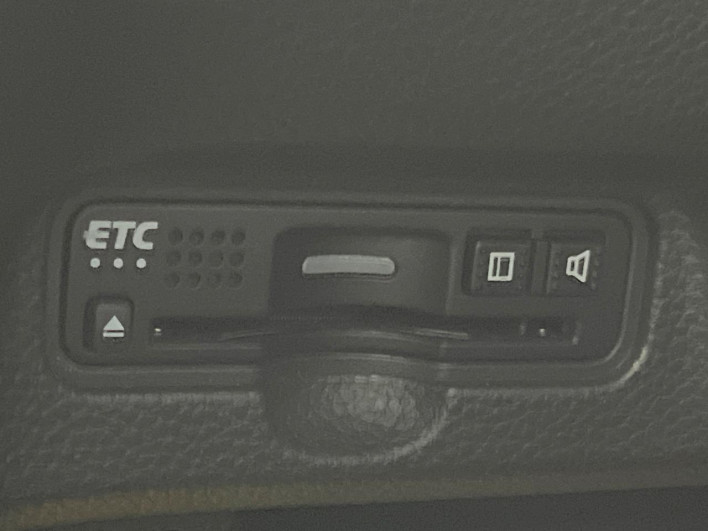 2018 Honda N-BOX CUSTOM DBA-JF3 (UW-69f95e4680f78)[24]